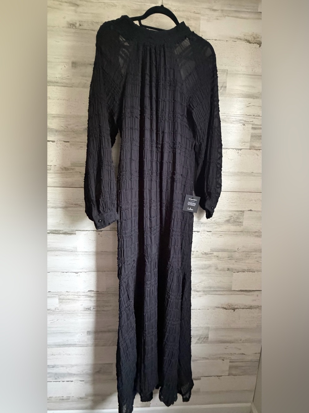 Lulu's Black Textured Long Sleeve Maxi Dress